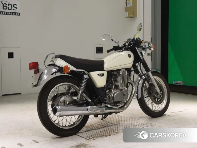 Проданный Yamaha SR 400 2014 из Японии, фото 2