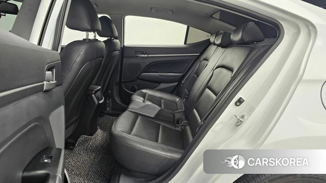 Hyundai Avante AD id 4424842 из Кореи 18