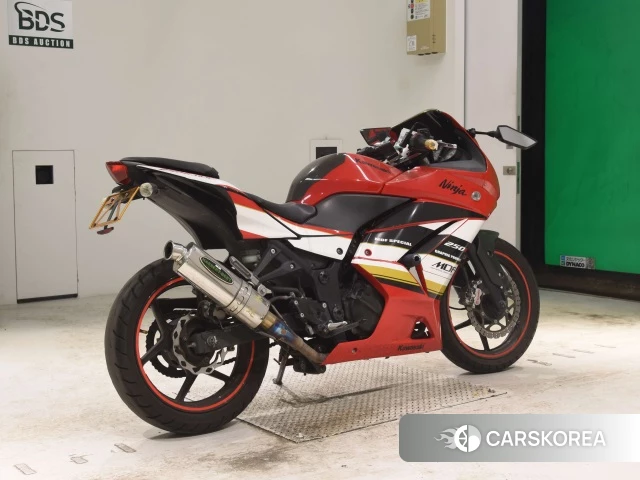 Проданный Kawasaki NINJA 250R id 4086915 из Японии, фото 2
