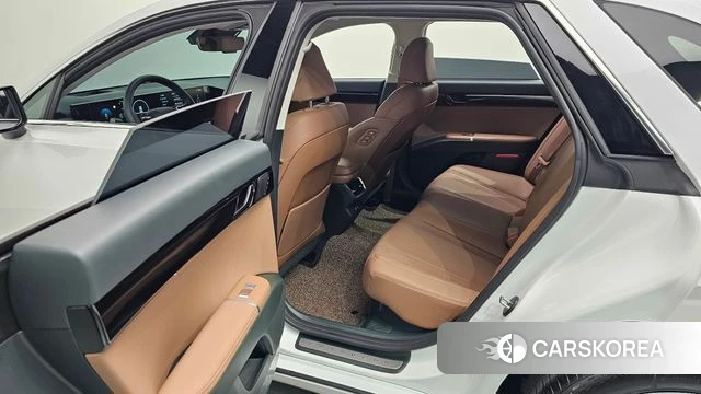 Hyundai Grandeur Hybrid (GN7) id 4427131 из Кореи 18