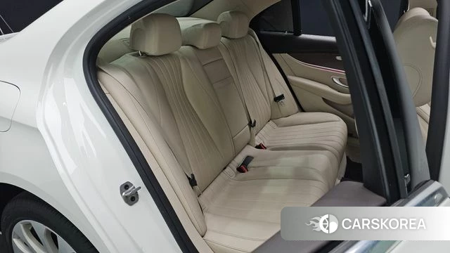 Mercedes-Benz E-Class W213 id 4595552 из Кореи 18