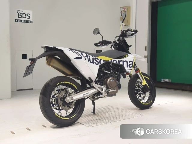 Проданный Husqvarna 701 SUPERMOTO 2020 из Японии, фото 2