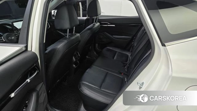 Kia Seltos id 4625471 из Кореи 18