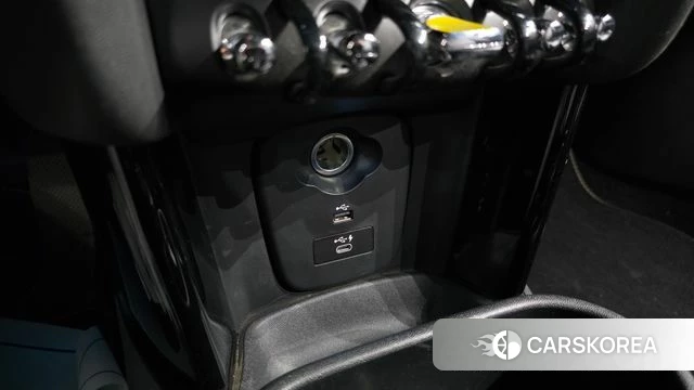 Mini Cooper Electric id 4202213 из Кореи 18