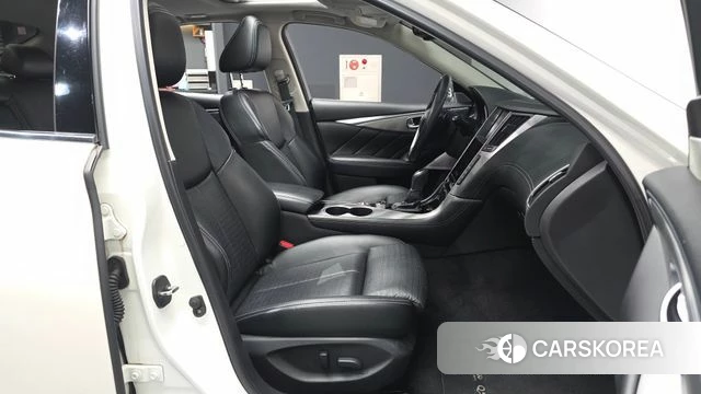 Infiniti Q50 id 4732463 из Кореи 18