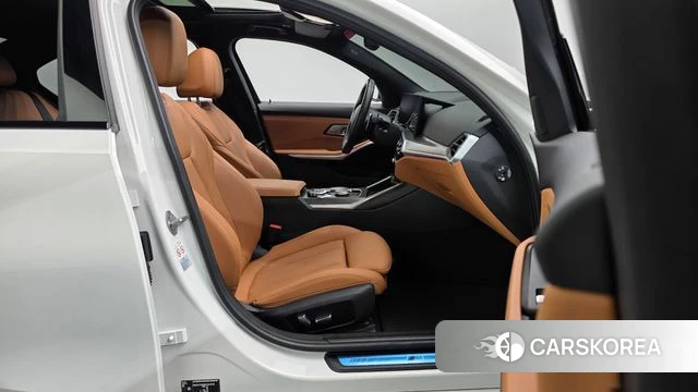 BMW 3 Series (G20) id 4308937 из Кореи 18