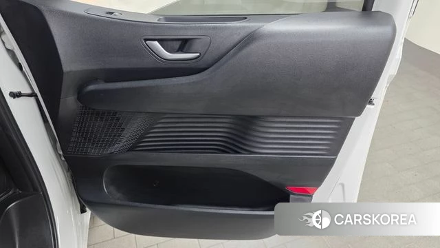 Hyundai Staria id 4734731 из Кореи 18