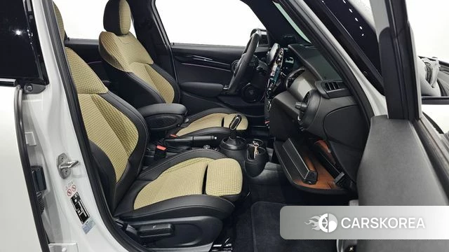 Mini Cooper S id 4720354 из Кореи 18