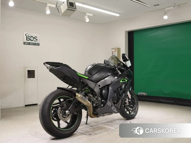 Проданный Kawasaki ZX-10R NINJA ABS 2019 из Японии, фото 2