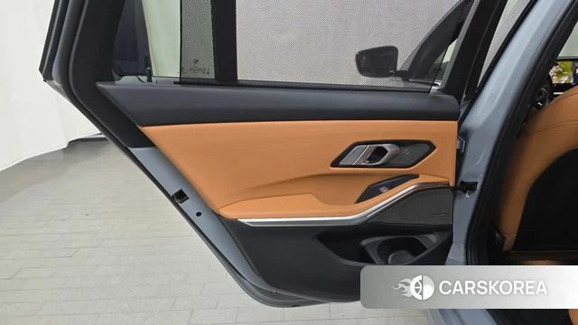 BMW 3 Series (G20) id 4554803 из Кореи 18