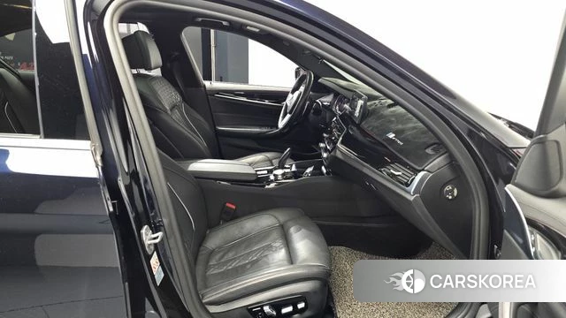 BMW 5 Series (G30) id 4397835 из Кореи 18