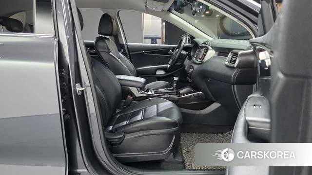 Kia The New Sorento id 4557869 из Кореи 18