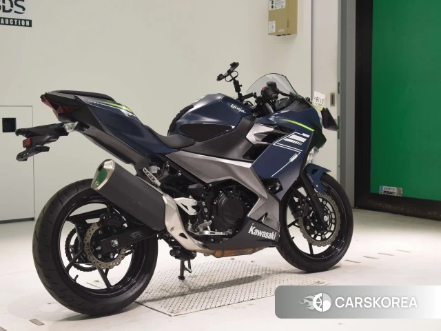 Проданный Kawasaki NINJA 400 2022 из Японии