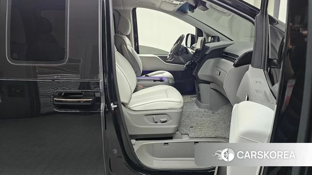 Hyundai Staria id 4329652 из Кореи 18