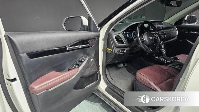 Kia Seltos id 4780725 из Кореи 18