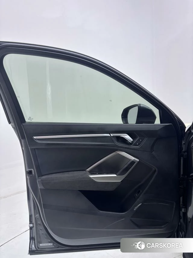 Audi Q3 id 4321221 из Китая 18