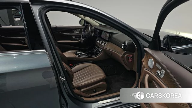 Mercedes-Benz E-Class W213 id 4477340 из Кореи 18