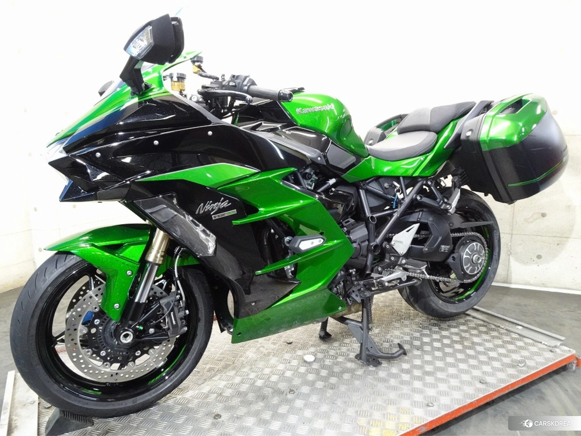 Kawasaki NINJA H2 SX SE id 4192778 из Японии 18