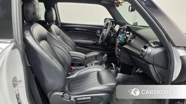 Mini Cooper S id 4904713 из Кореи 18