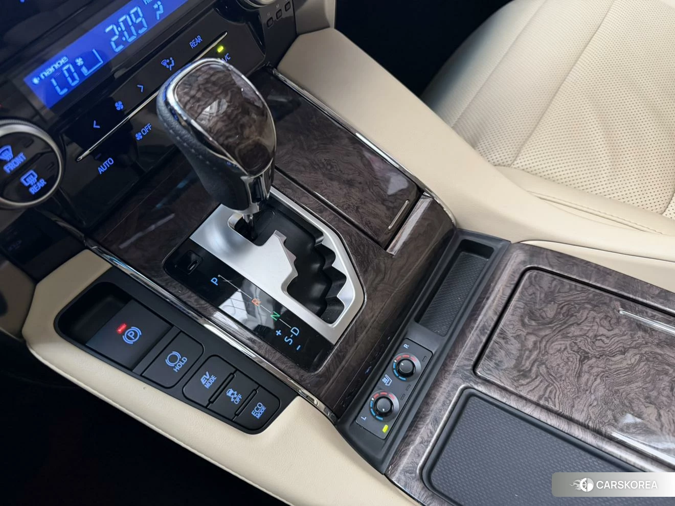 Toyota Elfa id 4455123 из Китая 18