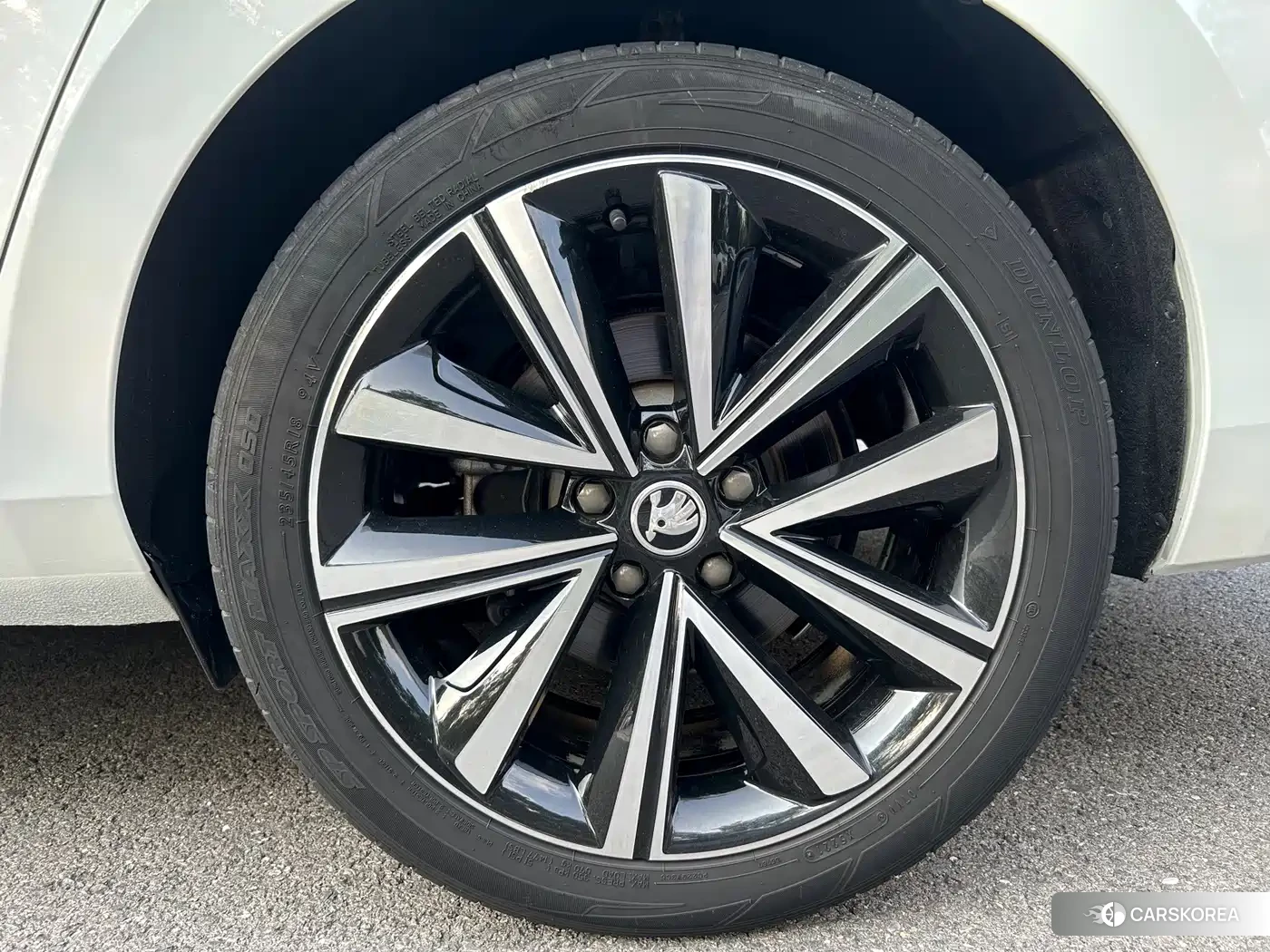 Skoda Superb id 4681186 из Китая 18