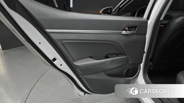 Hyundai Avante AD id 4417251 из Кореи 18