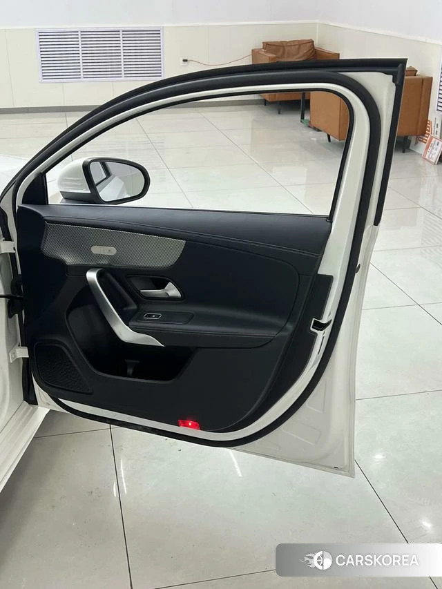Mercedes-Benz Class A id 3913861 из Китая 18