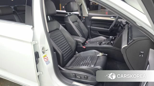 Volkswagen Passat GT (B8) id 4735837 из Кореи 18