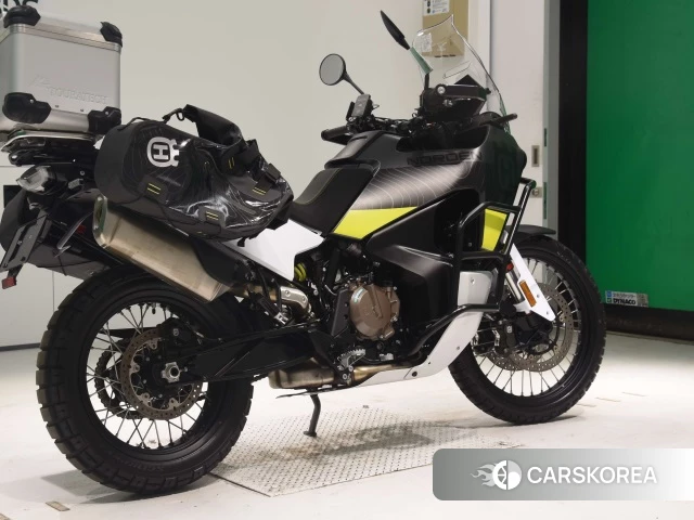 Проданный Husqvarna NORDEN 901 2022 из Японии