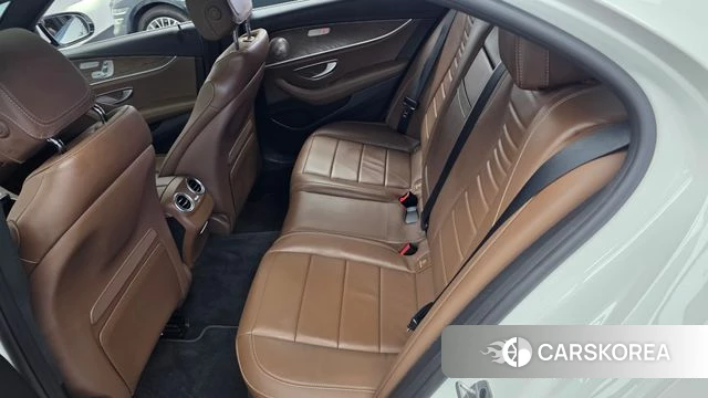 Mercedes-Benz E-Class W213 id 4784221 из Кореи 18