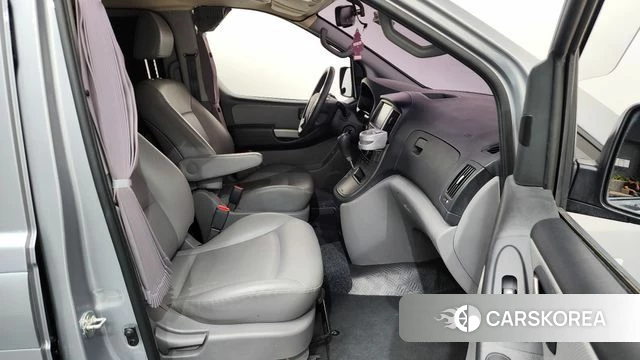Hyundai The New Grand Starex id 4397634 из Кореи 18