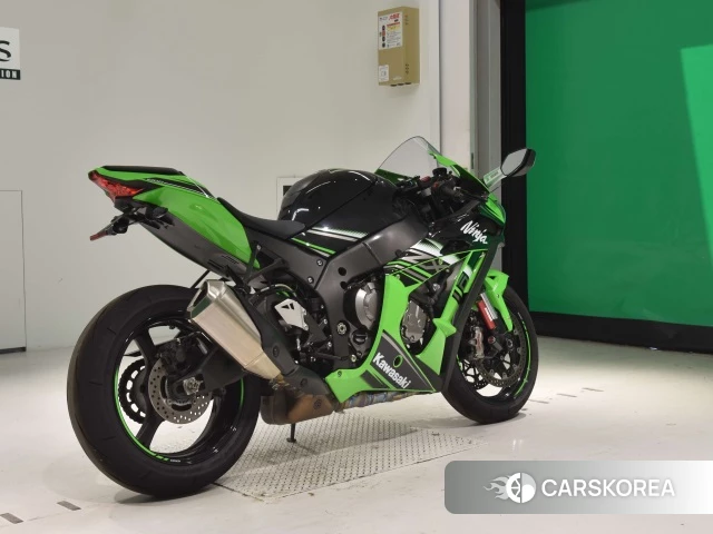 Проданный Kawasaki ZX-10R NINJA ABS 2017 из Японии, фото 2