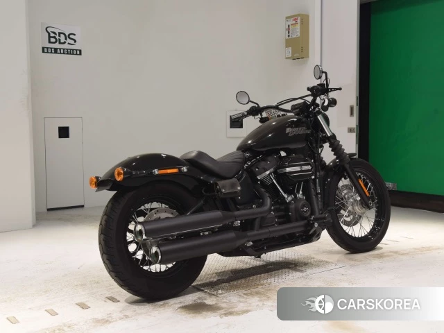 Проданный Harley-Davidson Softail Street Bob FXBB1750 2018 из Японии, фото 2