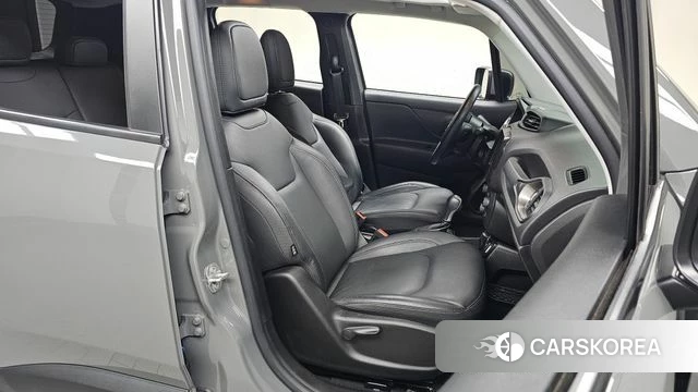 Jeep Renegade id 4429291 из Кореи 18
