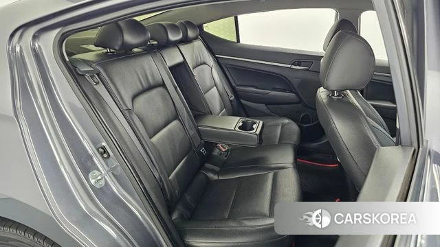 Hyundai Avante AD id 4411454 из Кореи 18