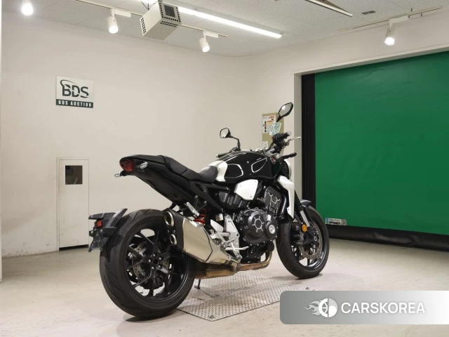 Проданный Honda CB1000R 2018 из Японии, фото 2