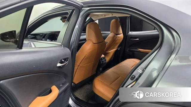 Lexus UX250h id 4626017 из Кореи 18