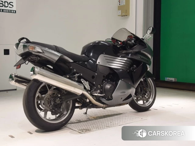 Проданный Kawasaki ZZR1400 2011 из Японии, фото 2