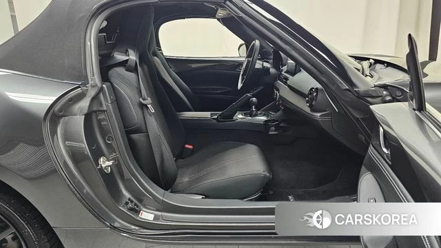 Mazda MX-5 MIATA id 4614306 из Кореи 18