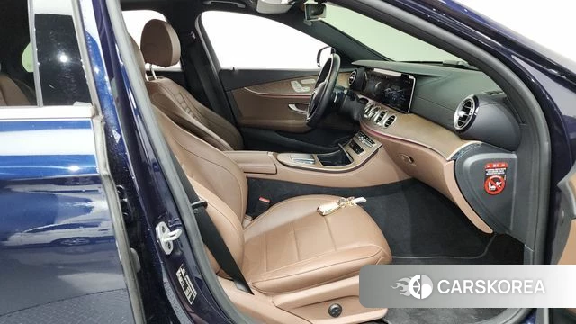 Mercedes-Benz E-Class W213 id 4594081 из Кореи 18