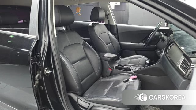 Kia Niro id 4703274 из Кореи 18
