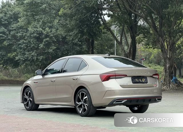 Skoda Octavia id 4380370 из Китая 18