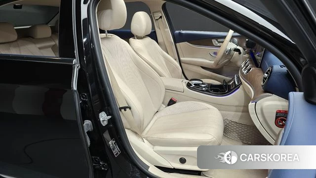 Mercedes-Benz E-Class W213 id 4856505 из Кореи 18