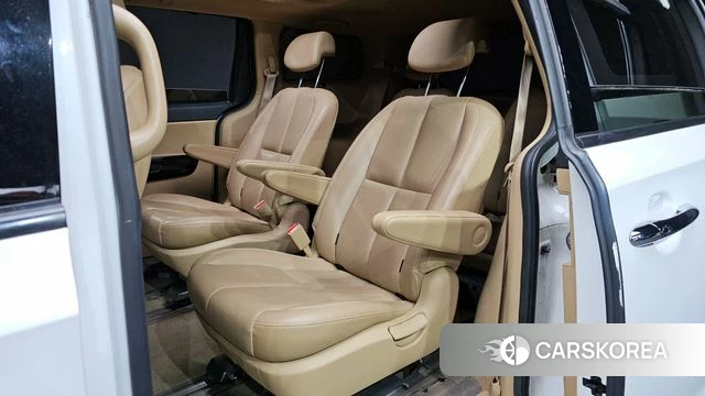 Kia The New Carnival id 4225727 из Кореи 18