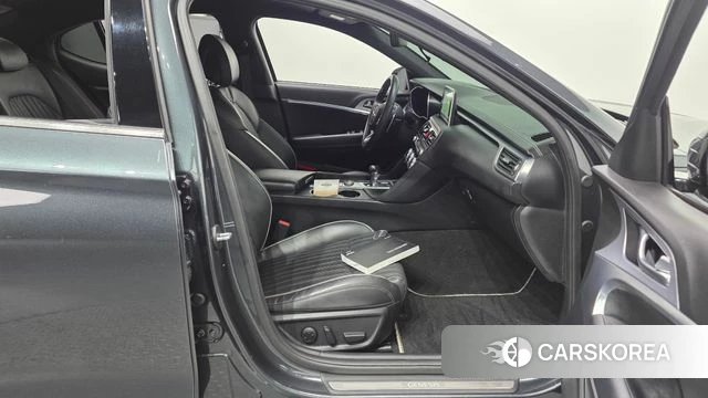 Genesis G70 id 4424616 из Кореи 18
