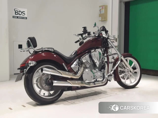 Проданный Honda VT1300CX 2011 из Японии, фото 2