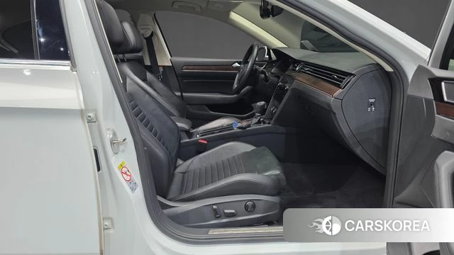 Volkswagen Passat GT (B8) id 4491131 из Кореи 18