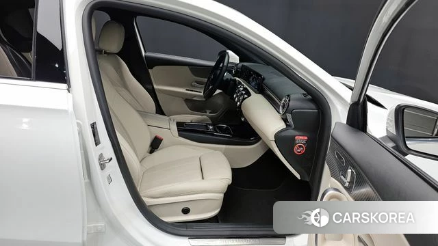 Mercedes-Benz A-Class W177 id 4375322 из Кореи 18