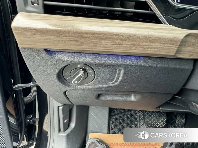 Volkswagen Passat id 4253812 из Китая 18