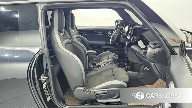 Mini Cooper S id 4516737 из Кореи 18
